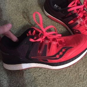 Women’s Saucony Liberty running shoes